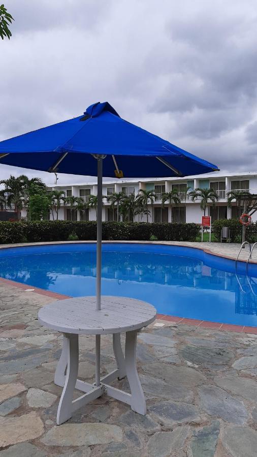 Hotel Parador Tropical Cartagena Bagian luar foto