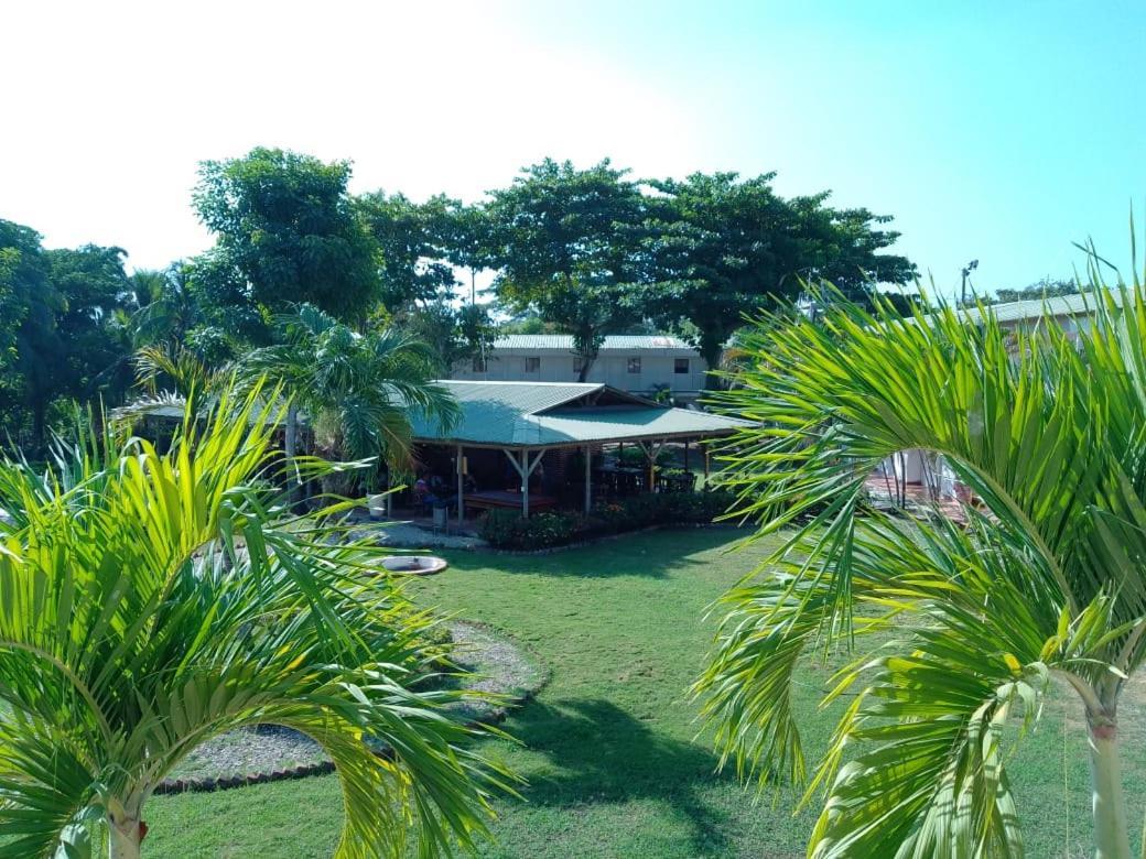 Hotel Parador Tropical Cartagena Bagian luar foto