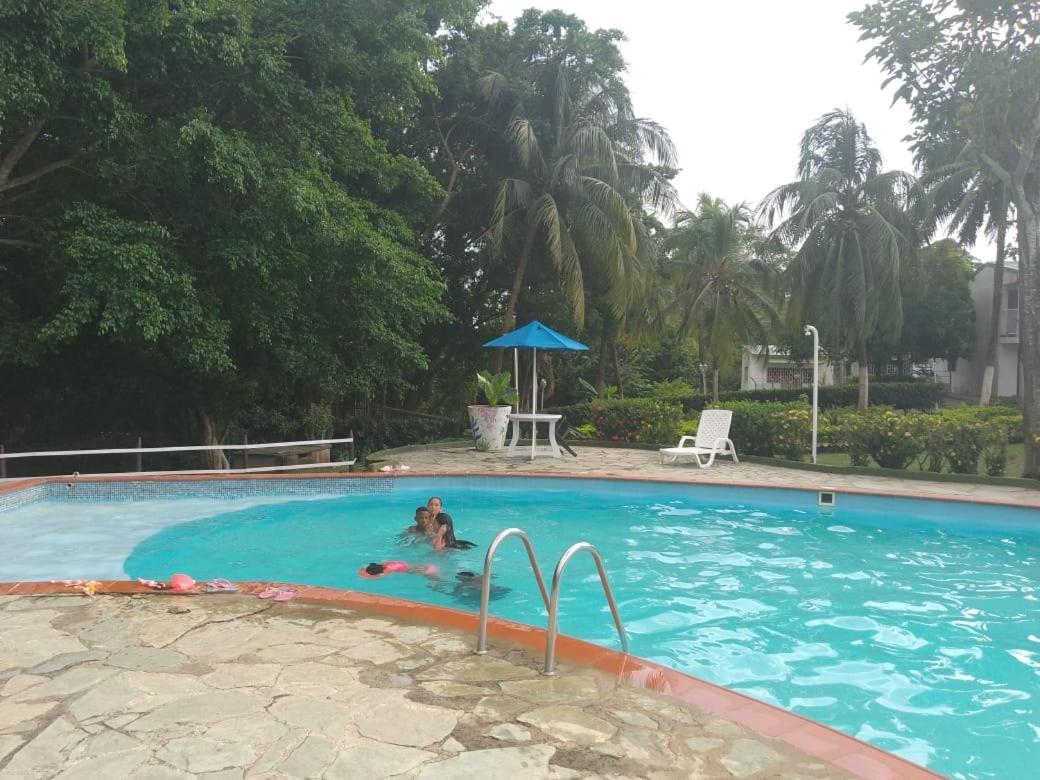 Hotel Parador Tropical Cartagena Bagian luar foto