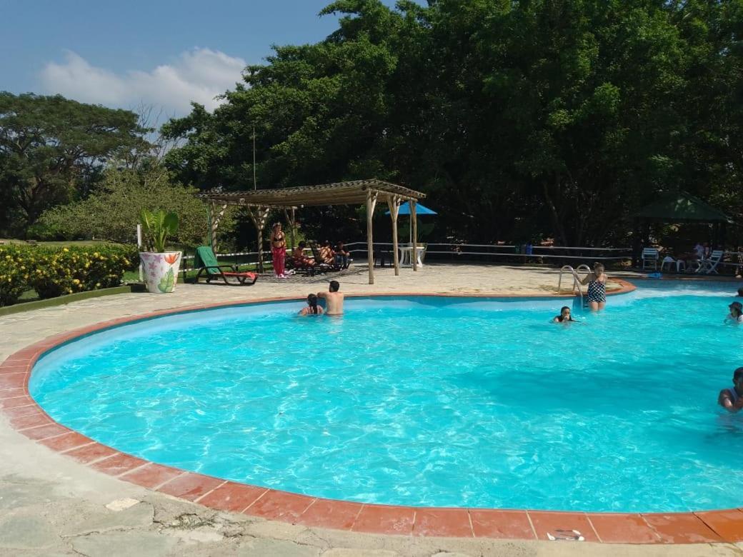 Hotel Parador Tropical Cartagena Bagian luar foto